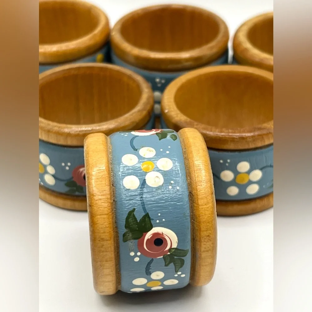 Set of 6 Wooden Napkin Holders